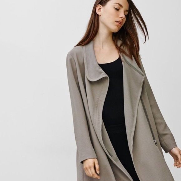 Aritzia Babaton Black Cormac Flowy Black Zip Long Trench Coat Sz Medium - Picture 2 of 7